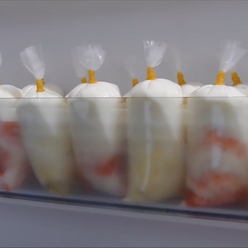 Cách làm sữa chua trái cây tươi ngon ăn mãi không ghiền