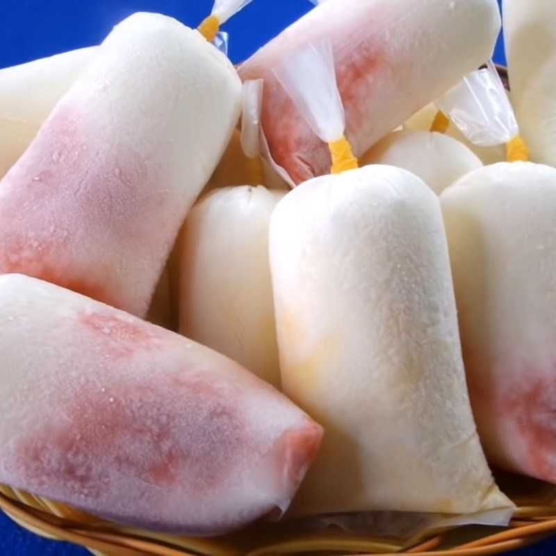 Cách làm sữa chua trái cây tươi ngon ăn mãi không ghiền