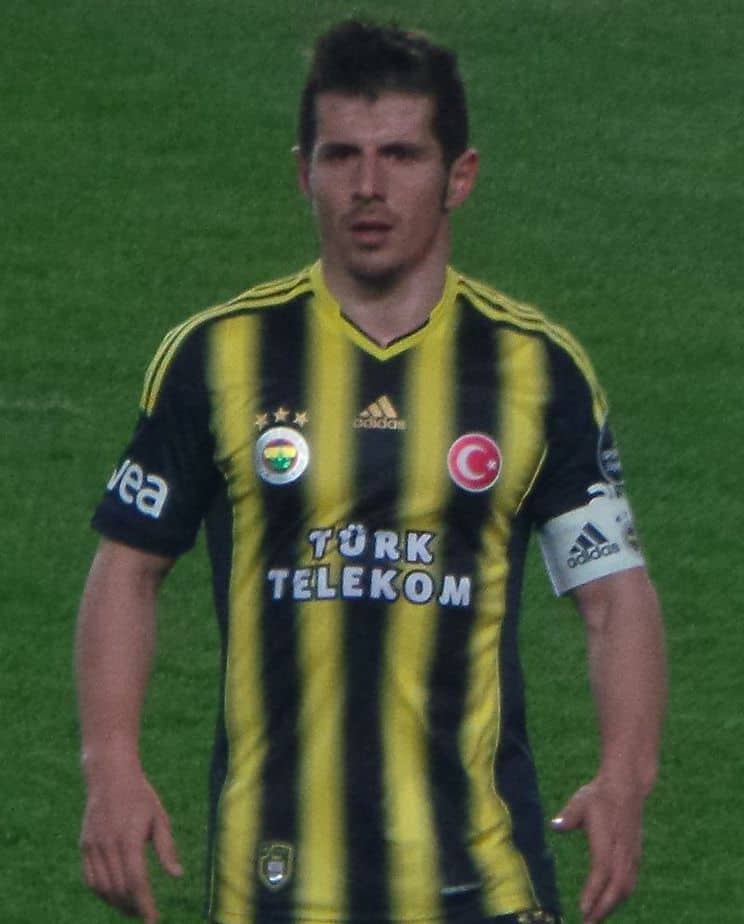 Hình ảnh Emre trong màu áo Fenerbahçe