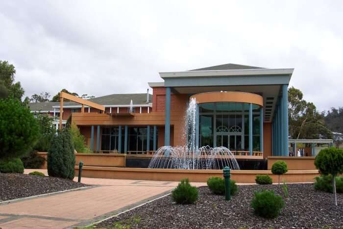 Country Club Casino