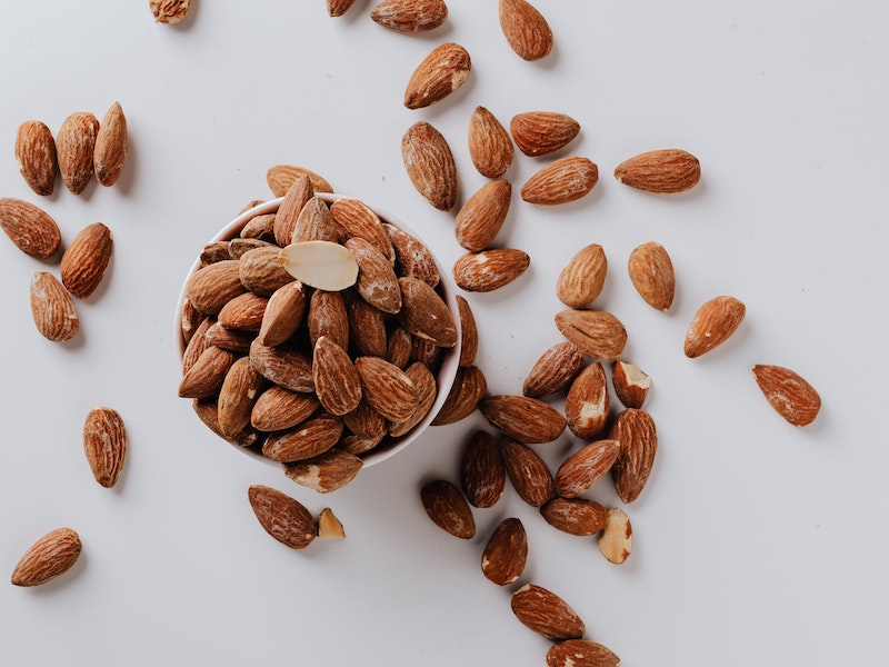 Hạt hạnh nhân là một nguồn cung cấp protein tốt cho cơ thể