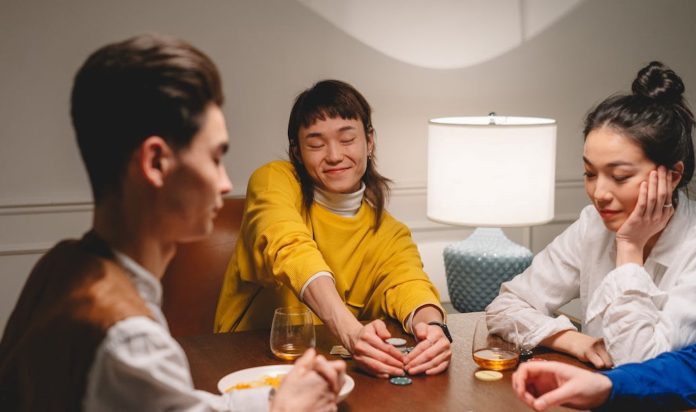 Tại sao Poker lại phổ biến đến vậy Why is Poker so Popular