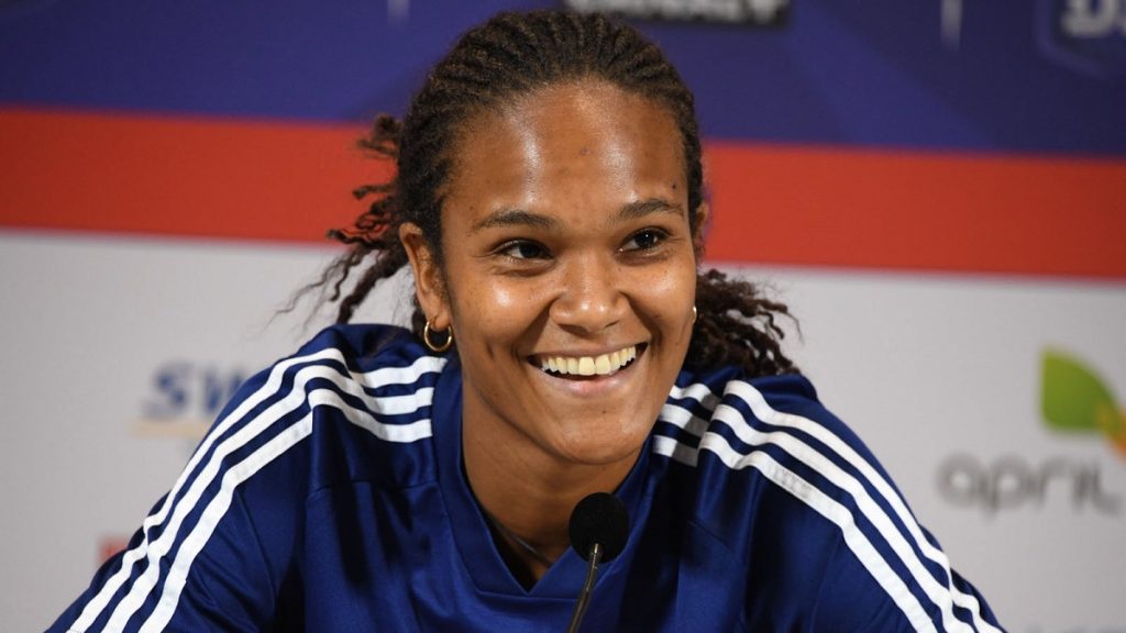 Tiểu sử Wendie Renard - Footbalium