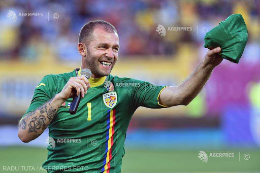 Fotbal: Bogdan Lobonţ, omagiat la ultimul său meci din carieră | AGERPRES • Actualizează lumea.