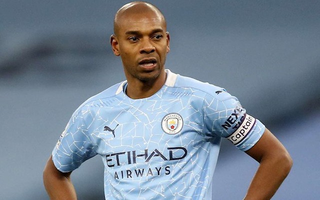 Fernandinho tiết lộ sự thật về thương vụ Cristiano Ronaldo | VTV.VN