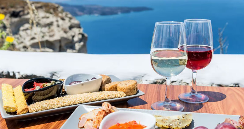 Những loại rượu ngọt dễ uống tốt nhất cho phụ nữ và người mới bắt đầu