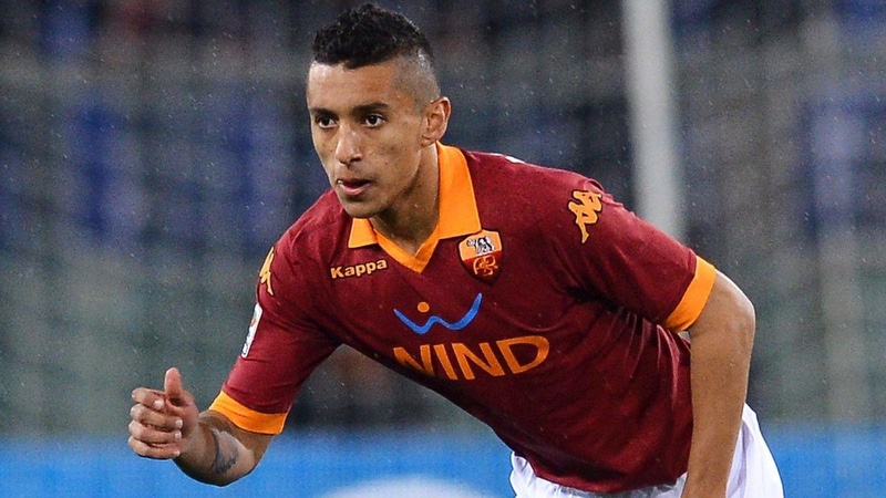 Và chỉ một mùa giải đã khiến cả châu Âu phát điên Cầu thủ Marquinhos - Từ thần đồng đến trụ cột khó khăn