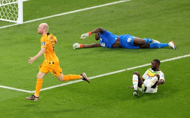 Thời gian bù giờ là gì? cách mà một trận đấu bóng đá áp dụng