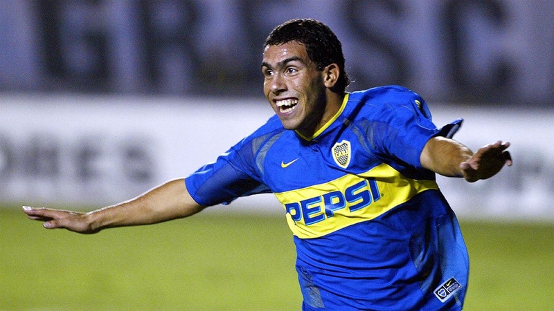 Cầu thủ Carlos Tevez là tiền đạo nổi tiếng khi còn rất trẻ